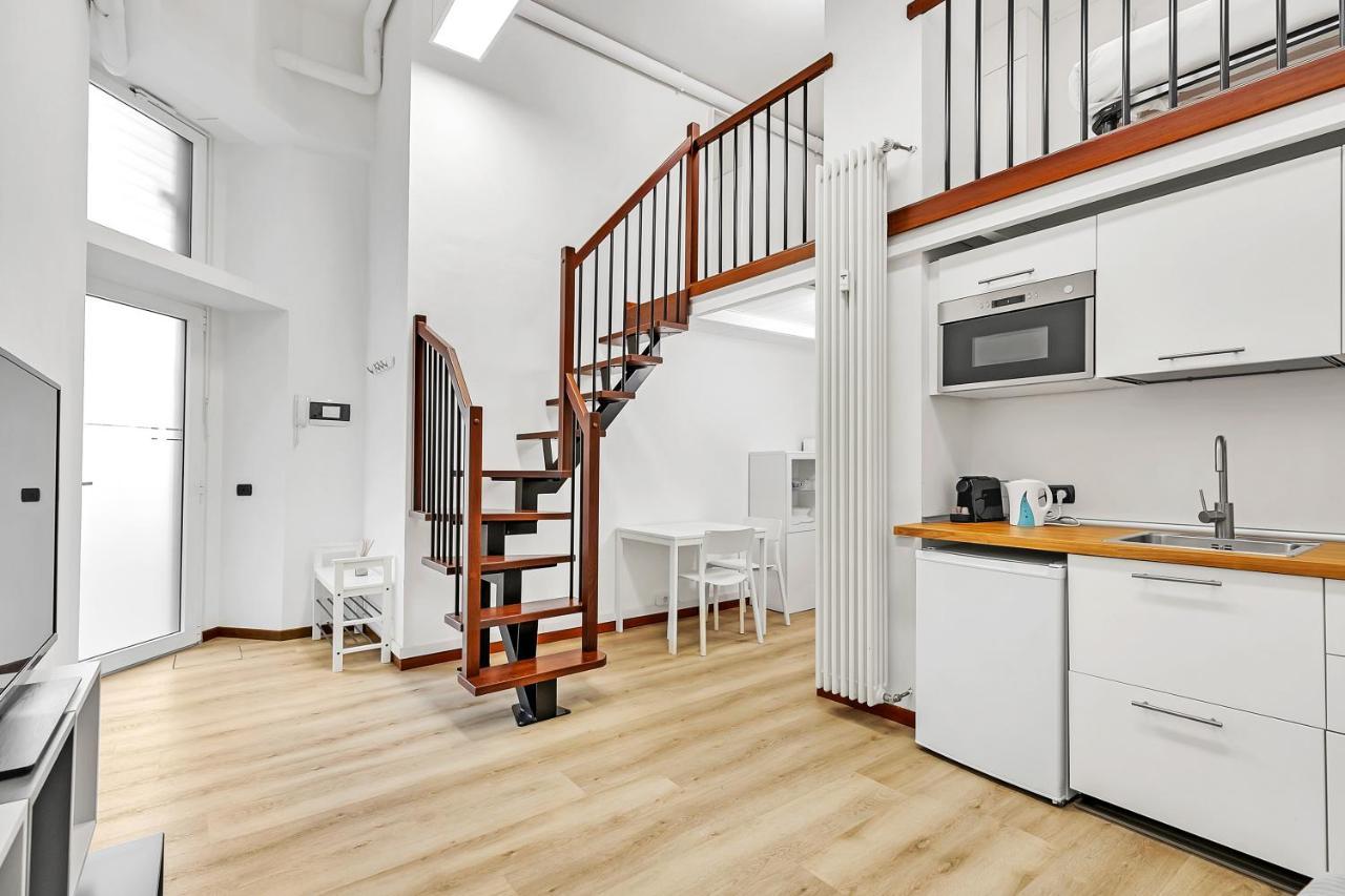 Loft Daiquiri Nel Centro Di Milano, Via Sottocorno, Porta Vittoria Milão Exterior foto
